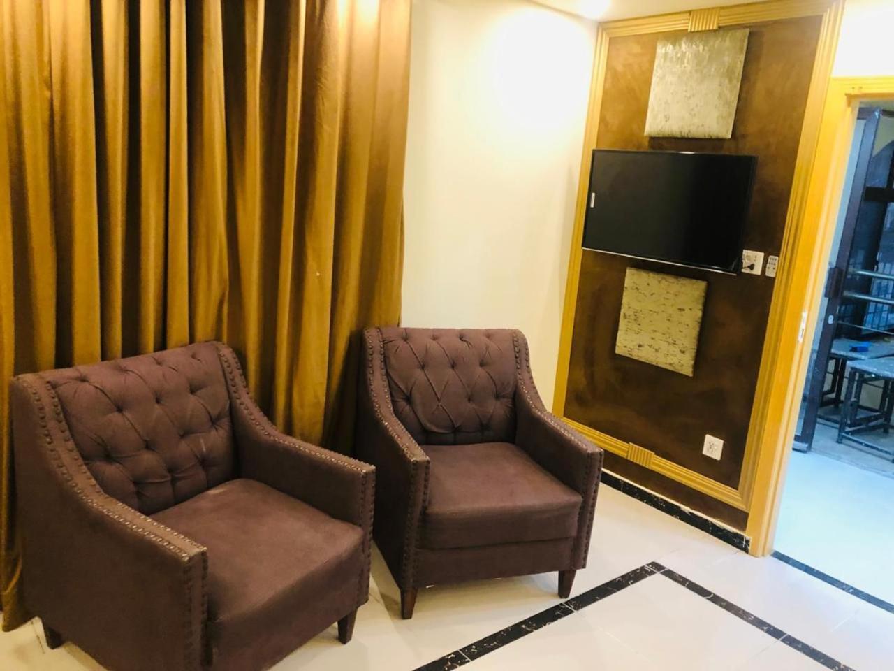 Blue Moon Residency Jinnah Super Islamabad Exterior foto
